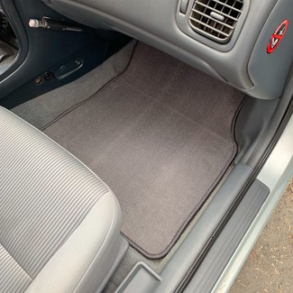 Ворсовые коврики на Nissan Almera Classic (B10) 2006 - 2013 в Новокузнецке
