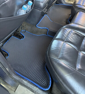 Коврики на Jeep Grand Cherokee (ZJ) 1992&nbsp;-&nbsp;1999 в Новокузнецке