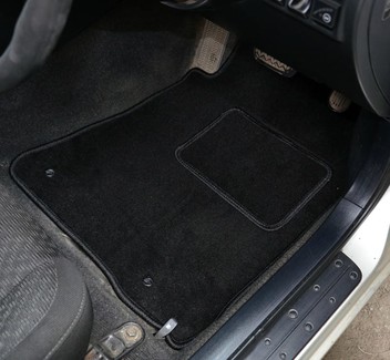 Ворсовые коврики на Toyota Altezza 1998 - 2005 в Новокузнецке