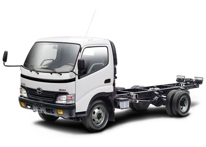 Коврики на Hino 300 I широкая кабина 1999 - 2011 в Новокузнецке