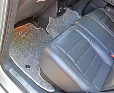 Ворсовые коврики на Volkswagen Touareg I 2002 - 2010 в Новокузнецке