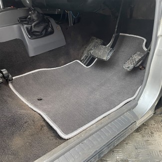 Коврики на Toyota Land Cruiser Prado 70 1984 - 2025 в Новокузнецке