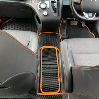 EVA коврики на Toyota Sienta II 2015 - 2022 в Новокузнецке