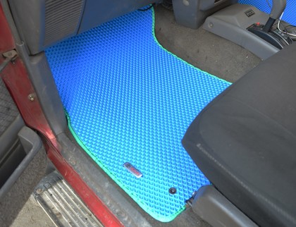 Коврики на Toyota Hilux Surf II 1989 - 1995 в Новокузнецке