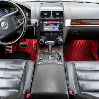 Ворсовые коврики на Volkswagen Touareg I 2002 - 2010 в Новокузнецке