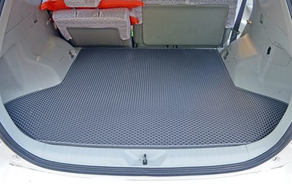 EVA коврики на Toyota Prius Alpha 2011 - 2021 в Новокузнецке