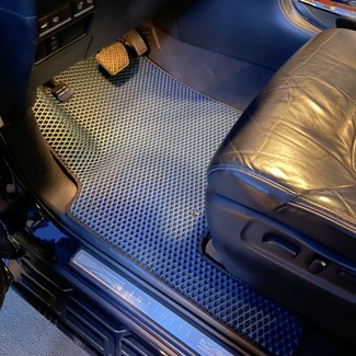 Коврики на Infiniti QX80 2013 - 2025 в Новокузнецке