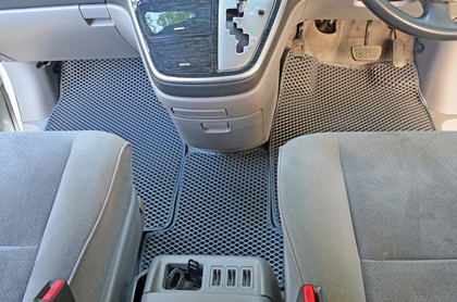 Ворсовые коврики на Toyota Alphard (H10) 2002 - 2008 в Новокузнецке