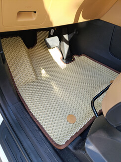 Ворсовые коврики на KIA Carnival IV 7 мест с оттоманками 2020&nbsp;-&nbsp;2026 в Новокузнецке