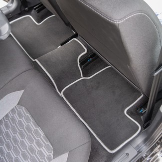 Коврики на Lada (ВАЗ) Granta 2011 - 2025 в Новокузнецке