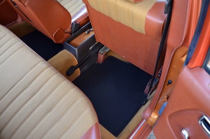 EVA коврики на Mercedes W123 1975 - 1986 в Новокузнецке