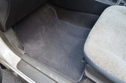 Коврики на Nissan Expert (W11) 1999 - 2006 в Новокузнецке