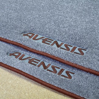 Ворсовые коврики на Toyota Avensis II 2002 - 2008 в Новокузнецке