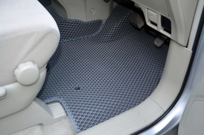 Ворсовые коврики на Toyota Estima III 2006 - 2019 в Новокузнецке