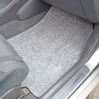 Коврики на Nissan Tiida (C11) 2004 - 2014 в Новокузнецке