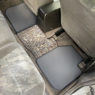 Коврики на Nissan Expert (W11) 1999 - 2006 в Новокузнецке