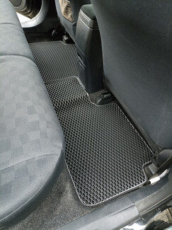 Коврики на Toyota Corolla Axio (E14) 2006&nbsp;-&nbsp;2012 в Новокузнецке