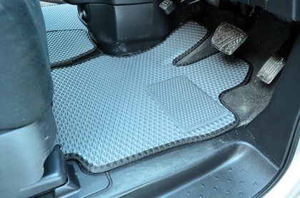 Ворсовые коврики на Nissan Serena (C26) 2010 - 2016 в Новокузнецке
