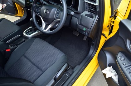 Ворсовые коврики на Honda Fit III 2013 - 2020 в Новокузнецке