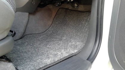 Коврики на Toyota Hilux VII 2008 - 2015 в Новокузнецке