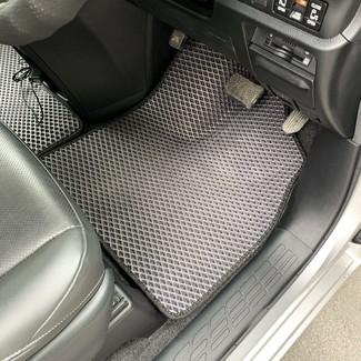 EVA коврики на Toyota Voxy (R80) 2014 - 2021 в Новокузнецке