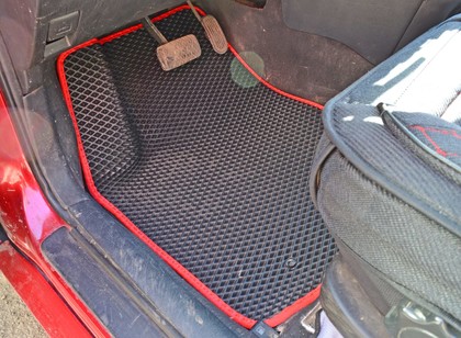EVA коврики на Pontiac Vibe I 2002 - 2008 в Новокузнецке