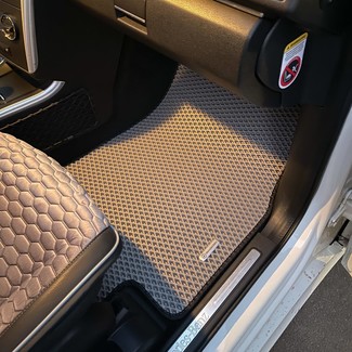 Коврики на Mercedes GLA (X156) 2014 - 2020 в Новокузнецке