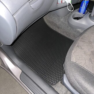 Коврики на Toyota Vitz I 1998&nbsp;-&nbsp;2005 в Новокузнецке