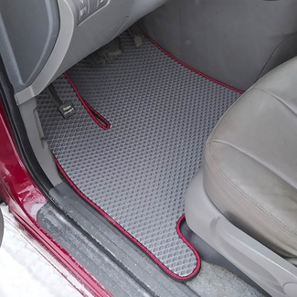 Ворсовые коврики на KIA Carnival II 2006 - 2014 в Новокузнецке