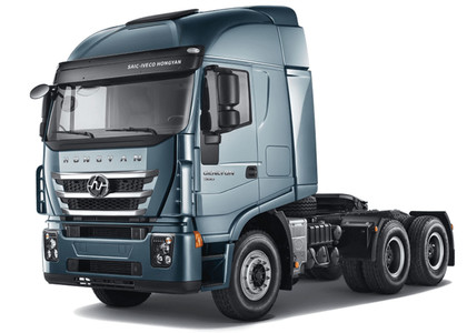 Ворсовые коврики на Hongyan SAIC-IVECO Genlyon кабина C500 2023 - 2025 в Новокузнецке