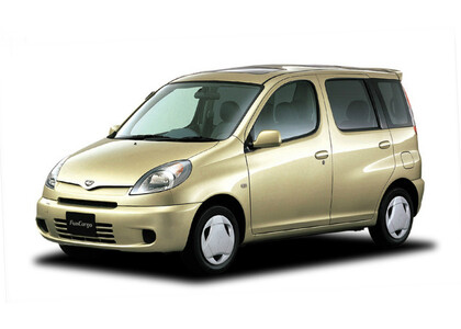 Коврики на Toyota Yaris Verso 1999 - 2006 в Новокузнецке