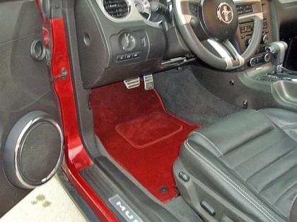 Коврики на Ford Mustang V 2004 - 2014 в Новокузнецке