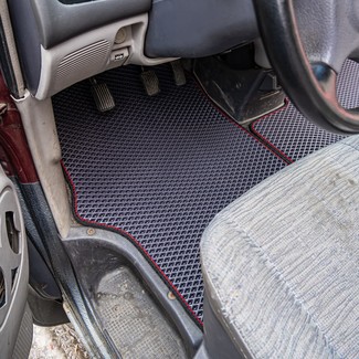 Ворсовые коврики на Mitsubishi Space Gear 1994 - 2007 в Новокузнецке