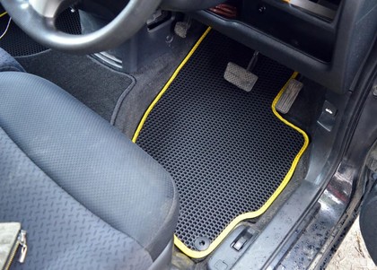 Ворсовые коврики на Honda Mobilio Spike 2002 - 2008 в Новокузнецке