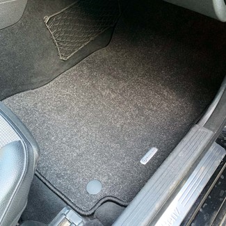 Ворсовые коврики на Mercedes C (W204) 2007 - 2015 в Новокузнецке