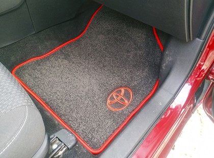 Коврики на Toyota Corolla (E18) 2012 - 2019 в Новокузнецке