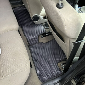 Коврики на Lada (ВАЗ) Kalina 2004&nbsp;-&nbsp;2018 в Новокузнецке