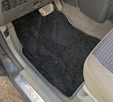 Коврики на Nissan X-Trail I 2001 - 2007 в Новокузнецке