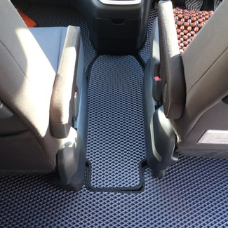 Коврики на Nissan Serena (C27) 2016 - 2022 в Новокузнецке