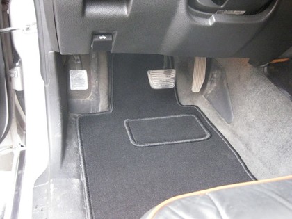 Коврики на Hummer H3 2005 - 2010 в Новокузнецке
