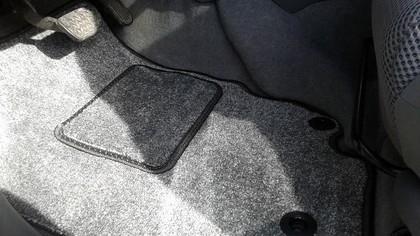 Коврики на Toyota Hilux VII 2008 - 2015 в Новокузнецке