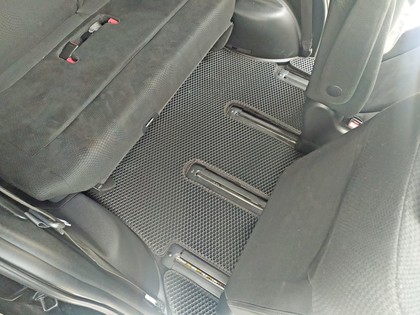 Ворсовые коврики на Honda StepWGN IV 2009 - 2015 в Новокузнецке