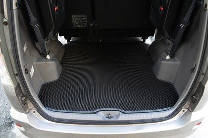 EVA коврики на Toyota Voxy (R60) 2001 - 2007 в Новокузнецке