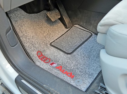 Ворсовые коврики на Audi Q3 (8U) 2011 - 2019 в Новокузнецке