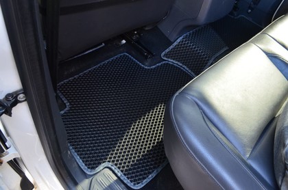Коврики на Volkswagen Amarok 2011 - 2025 в Новокузнецке